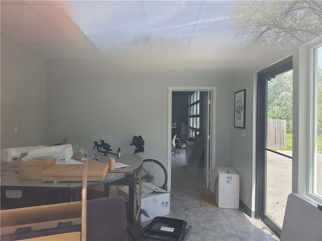 1716 W Holly Street — photo 18