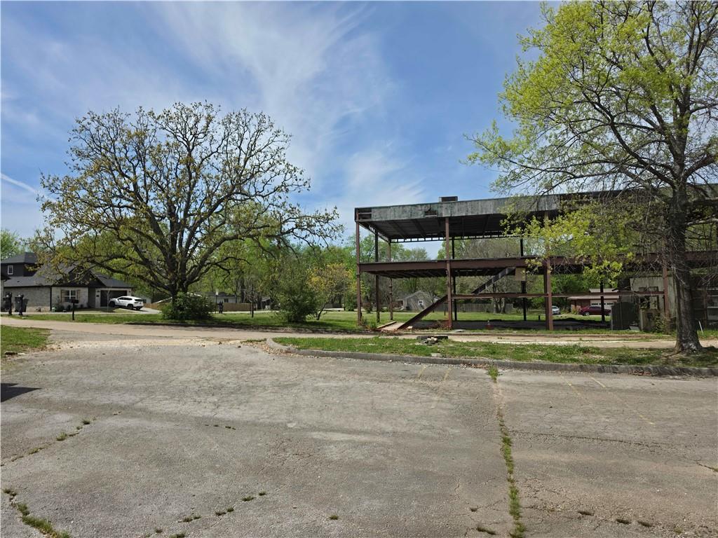 1716 W Holly Street — photo 24