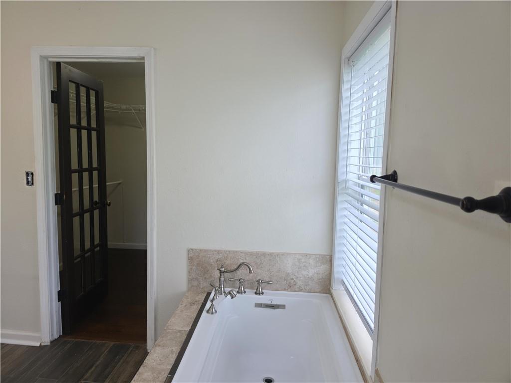 18772 Davis Road — photo 27