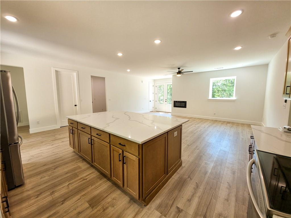 46 Northfleet Dr — photo 18