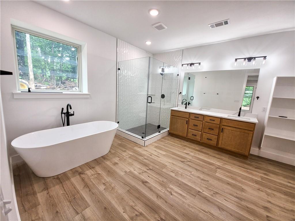 46 Northfleet Dr — photo 28