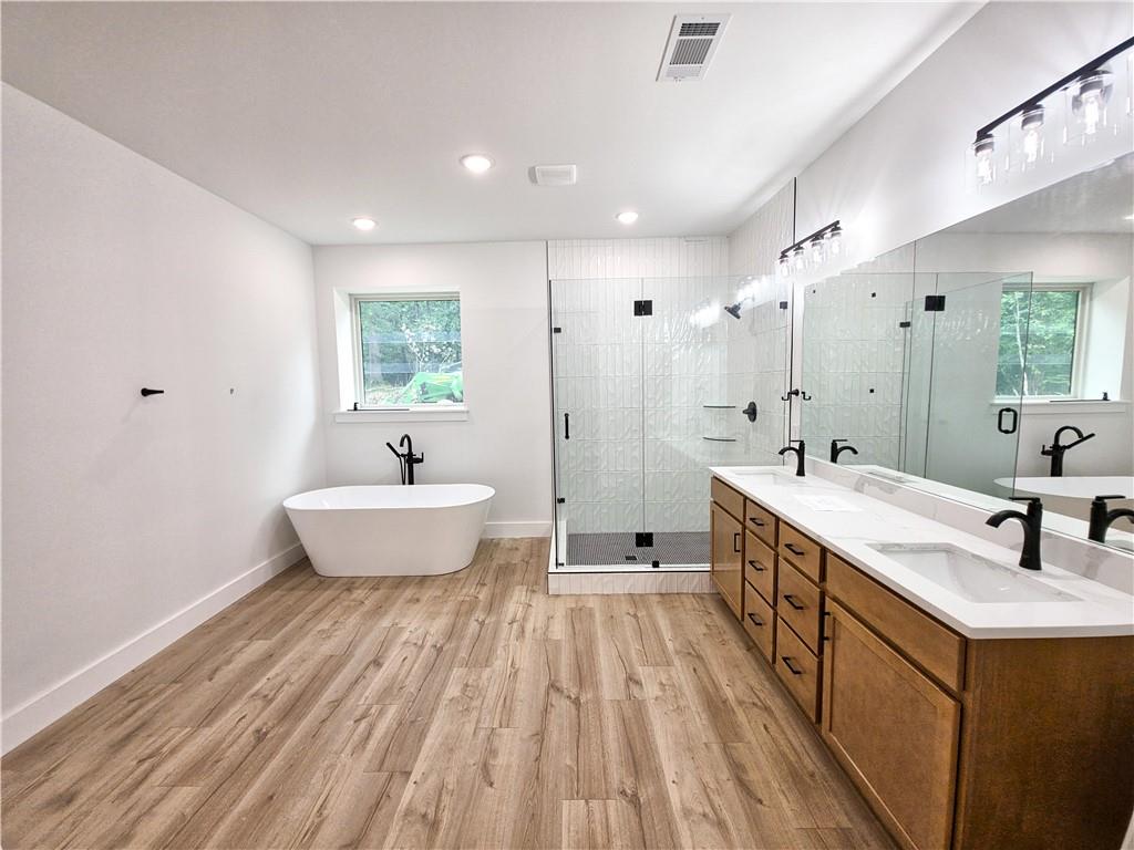 46 Northfleet Dr — photo 29