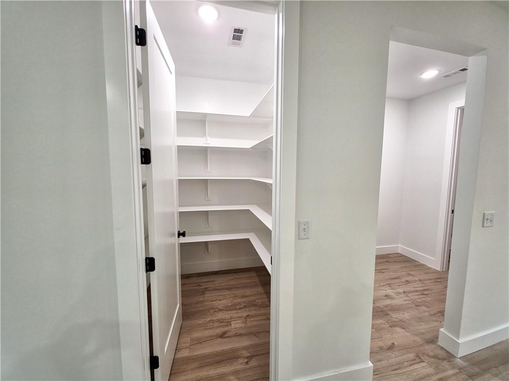 46 Northfleet Dr — photo 33