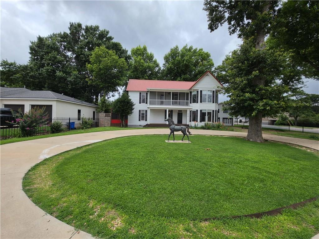1715 Garland Avenue — photo 1