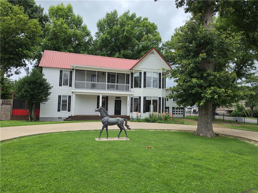 1715 Garland Avenue — photo 2