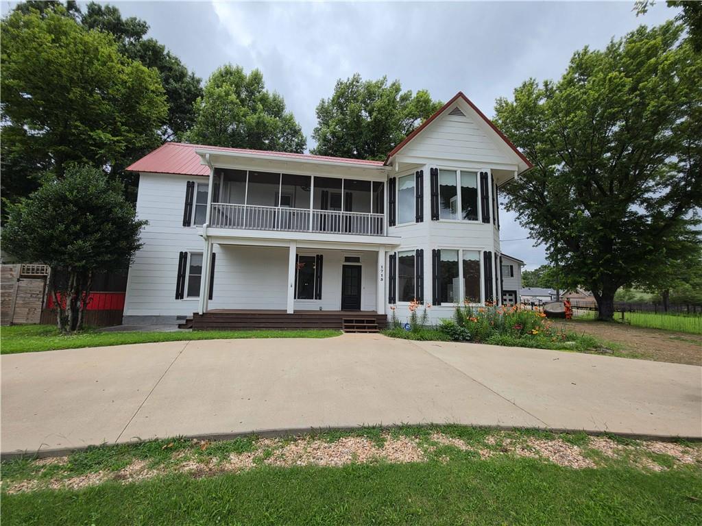 1715 Garland Avenue — photo 3