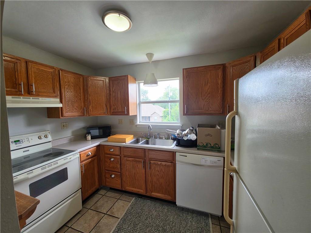 1715 Garland Avenue — photo 54