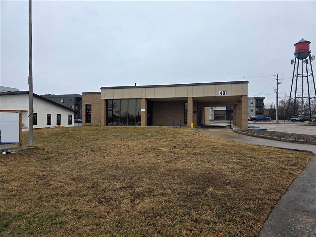 401 N2 N D Street — photo 2