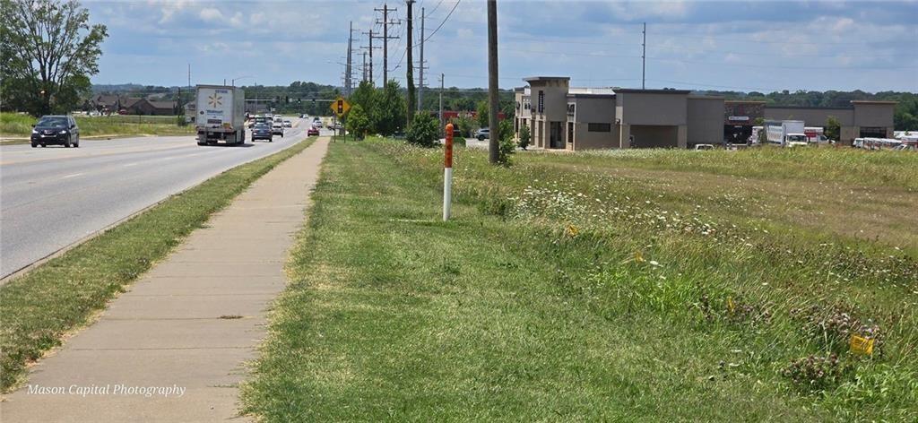 SW Regional Airport Blvd — photo 11