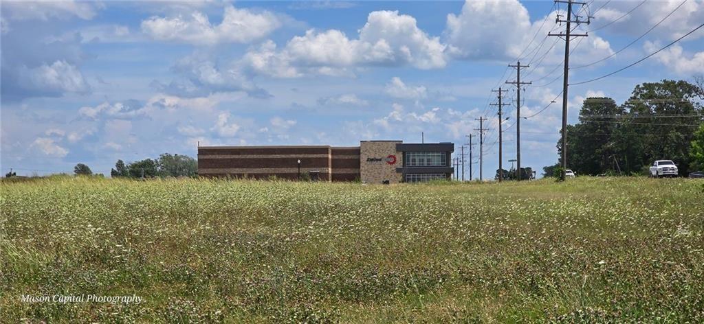 SW Regional Airport Blvd — photo 19