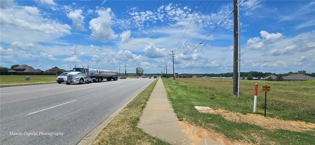 SW Regional Airport Blvd — photo 25
